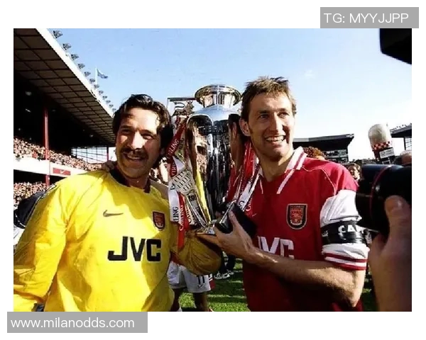 温格执教阿森纳首秀22周年回顾辉煌成就与17冠传奇历程 温格执教阿森纳首秀22周年回顾辉煌成就与17冠传奇历程