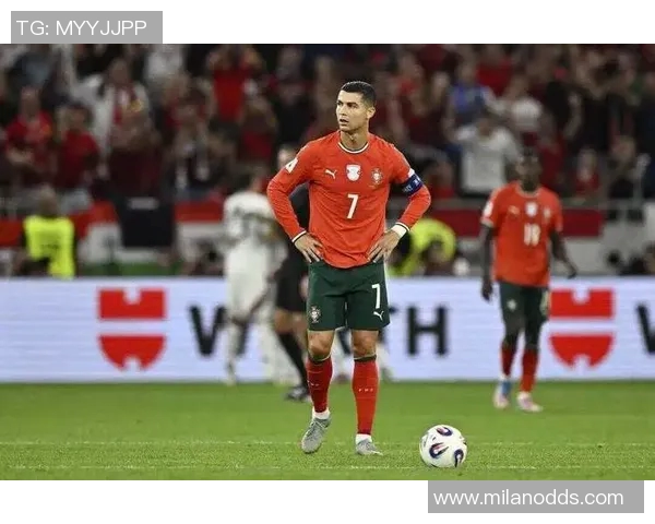 C罗热爱环足奖典礼渴望更多奖杯与千球里程碑