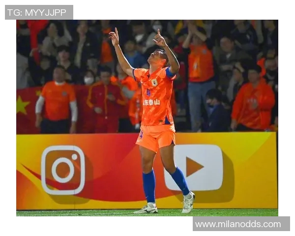 泰山队中卫人选更新索罗金成第二选择贝克曼紧随其后 泰山队中卫人选更新索罗金成第二选择贝克曼紧随其后