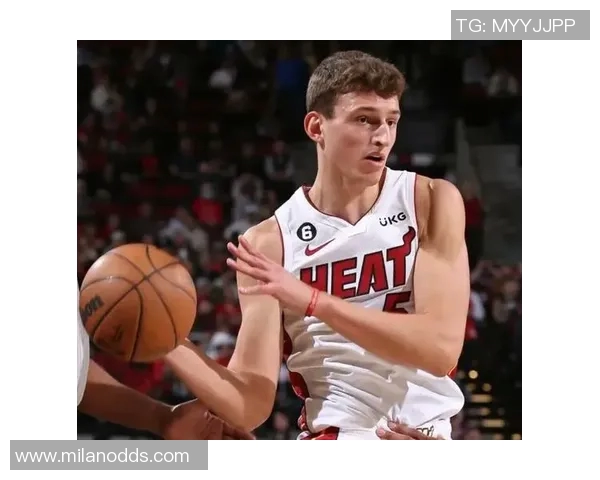 约维奇表达希望首发出场的愿望理解斯波的战术选择与决策