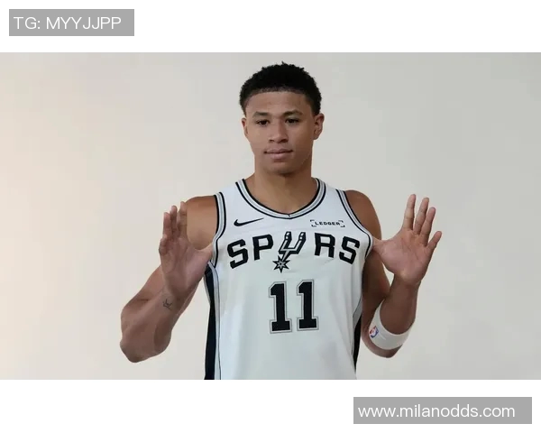 乐透秀首秀精彩纷呈探花狂砍34分弗拉格双双11人登场8人得分上双 乐透秀首秀精彩纷呈探花狂砍34分弗拉格双双11人登场8人得分上双